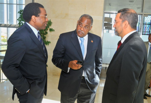 0010 RD AFRO, The Minister of Health and WR Angola during the launching of CARMMA in Luanda.jpg