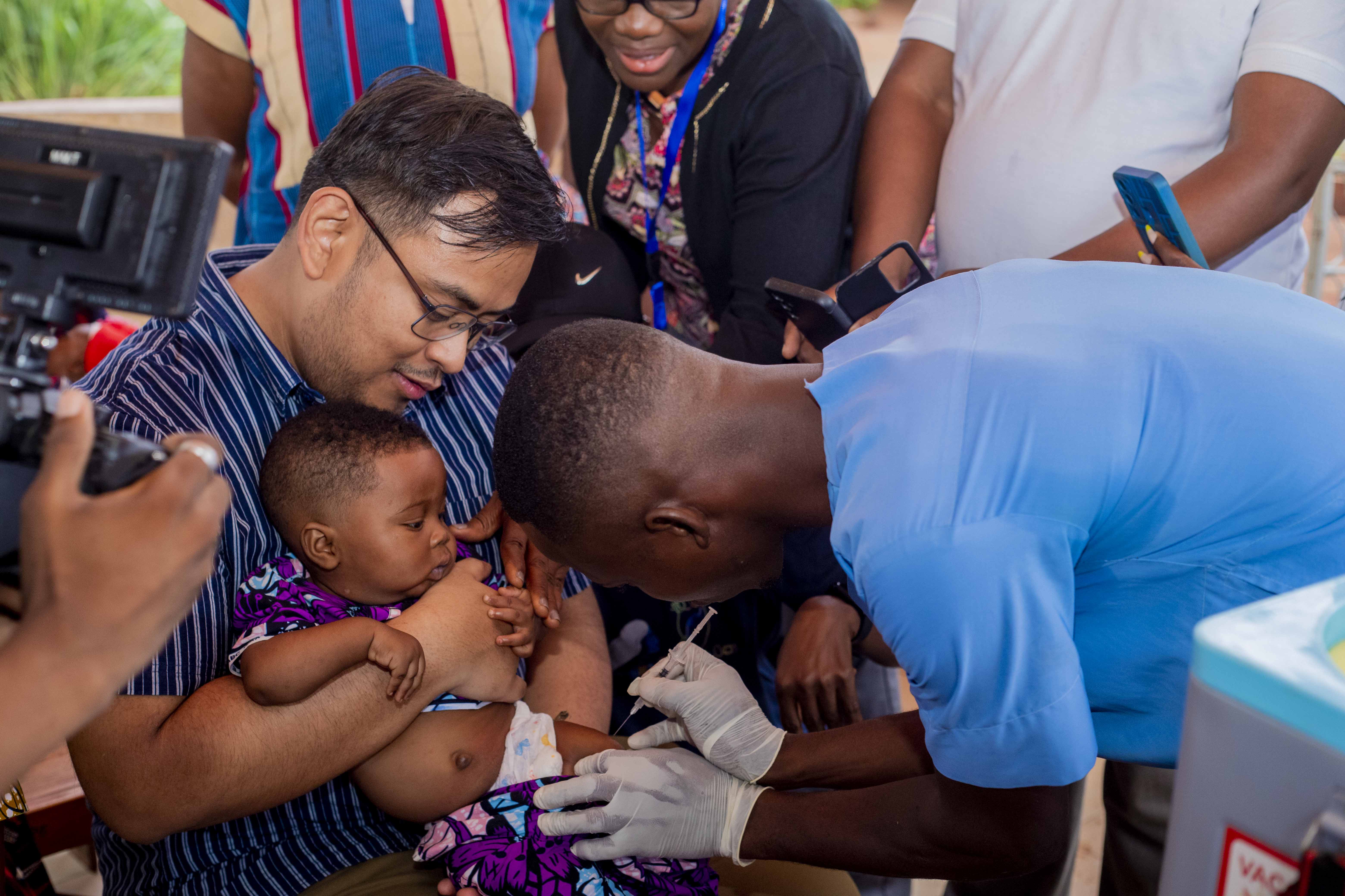 Bridging the gap to accelerate malaria vaccination rollout in Africa through experience sharing.