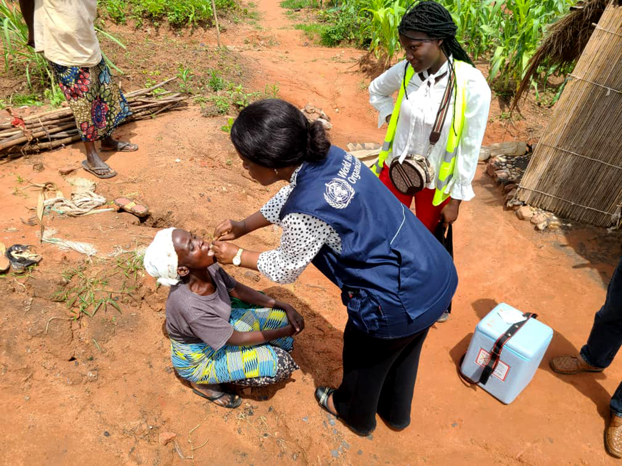 Vaccination orale contre le choléra dans le village de Kifungo, Kalemie, dans la province du Tanganyika, au sud-est de la RDC.
