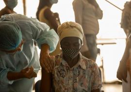 Les centres « exemplaires » de vaccination contre la COVID-19 de l’Angola