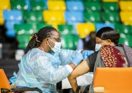 Fifteen African countries hit 10% COVID-19 vaccination goal 
