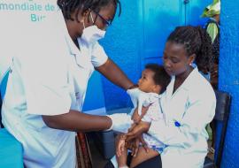 Séance de vaccination dans un centre de santé de Bujumbura