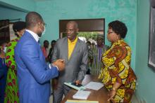 Visite des installations de dépistage des hépatites virales par le Ministre de la Santé, la Représentante Résidente p.i de l'OMS Bénin et le Coordonnateur du PNLH.