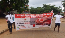 Vue partielle de la Caravane organisée par l’Association des donneurs de sang bénévoles du Bénin (ADSBB) dans la ville de Ouidah.