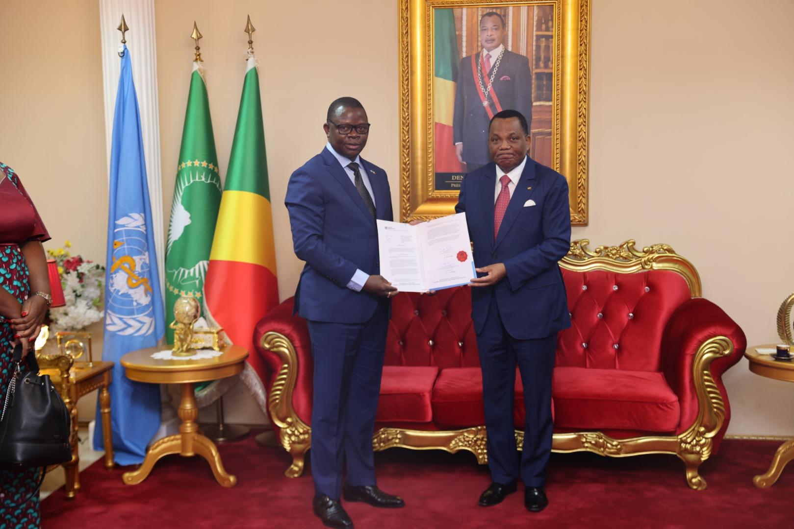 Le nouveau Représentant de l’OMS au Congo présente ses lettres de créance au Ministre des Affaires Étrangères, de la Francophonie et des Congolais de l’Étranger
