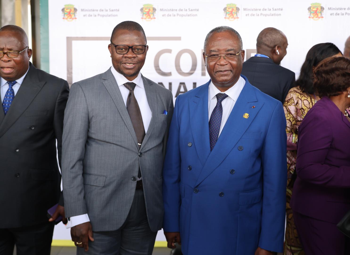Le Représentant résident de l’OMS Congo avec le Ministre de la Santé et de la Population (gauche à droite) après la clôture de la session du conseil national de la santé.
