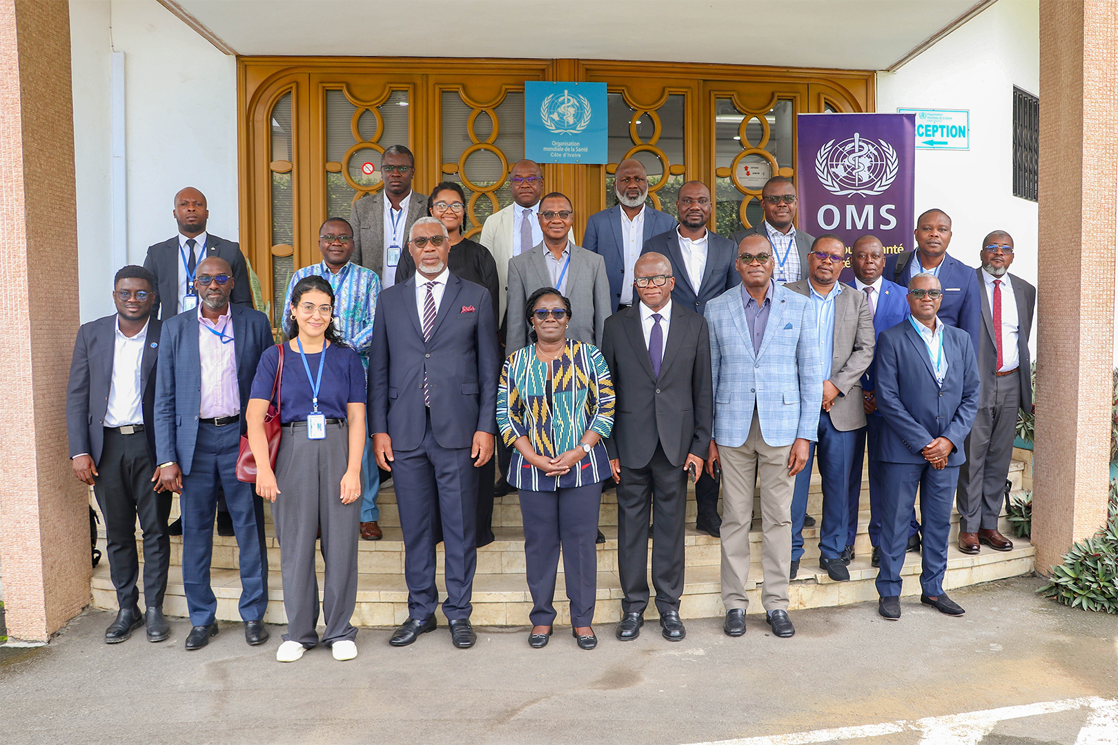 Photo de famille avec les PTFs du 4ᵉ GSS 2025