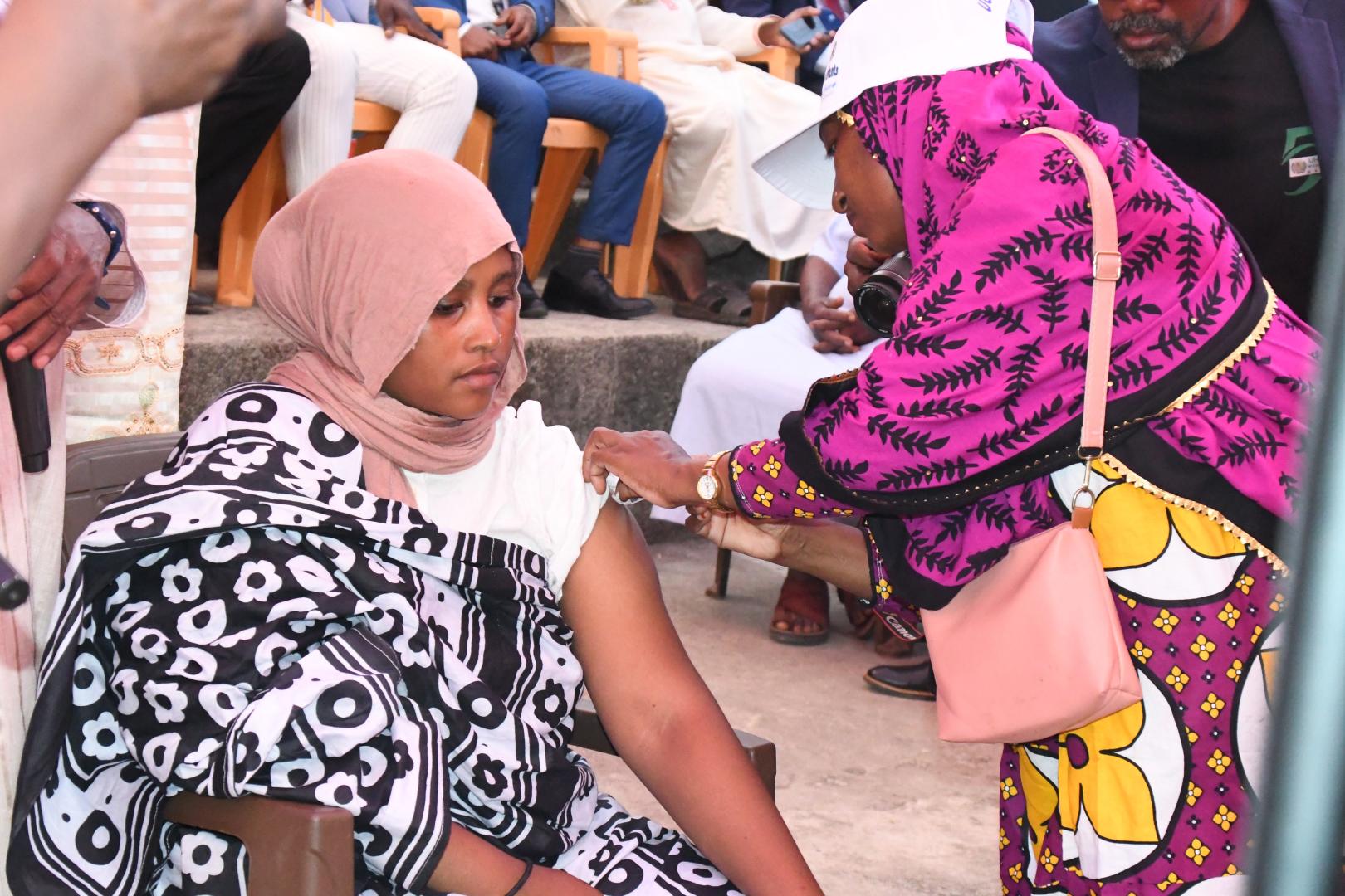 Vaccination à la cérémonie de Moya