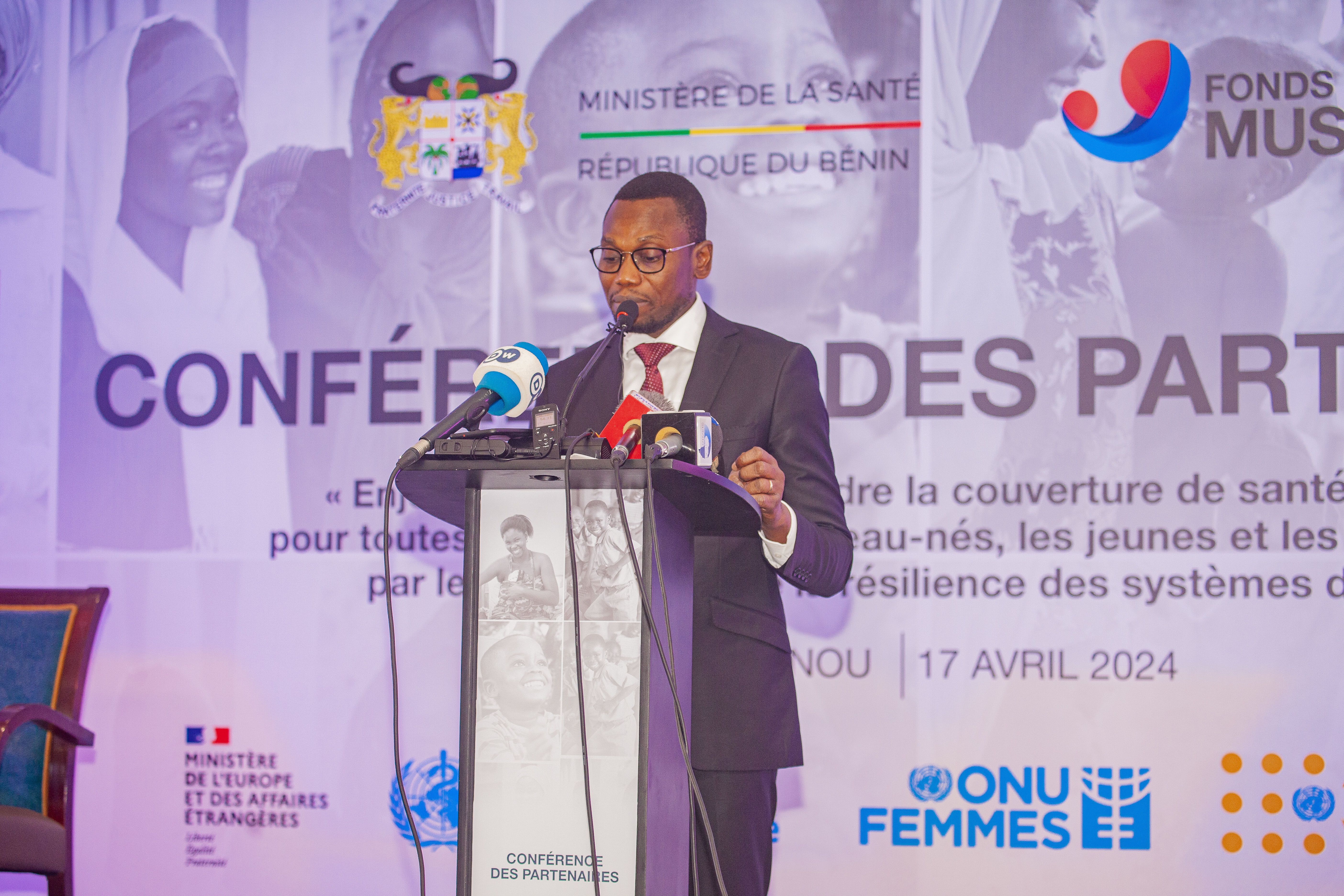 Le Ministre de la santé du Bénin lors de la cérémonie d'ouverture de la CoP FFM à Cotonou