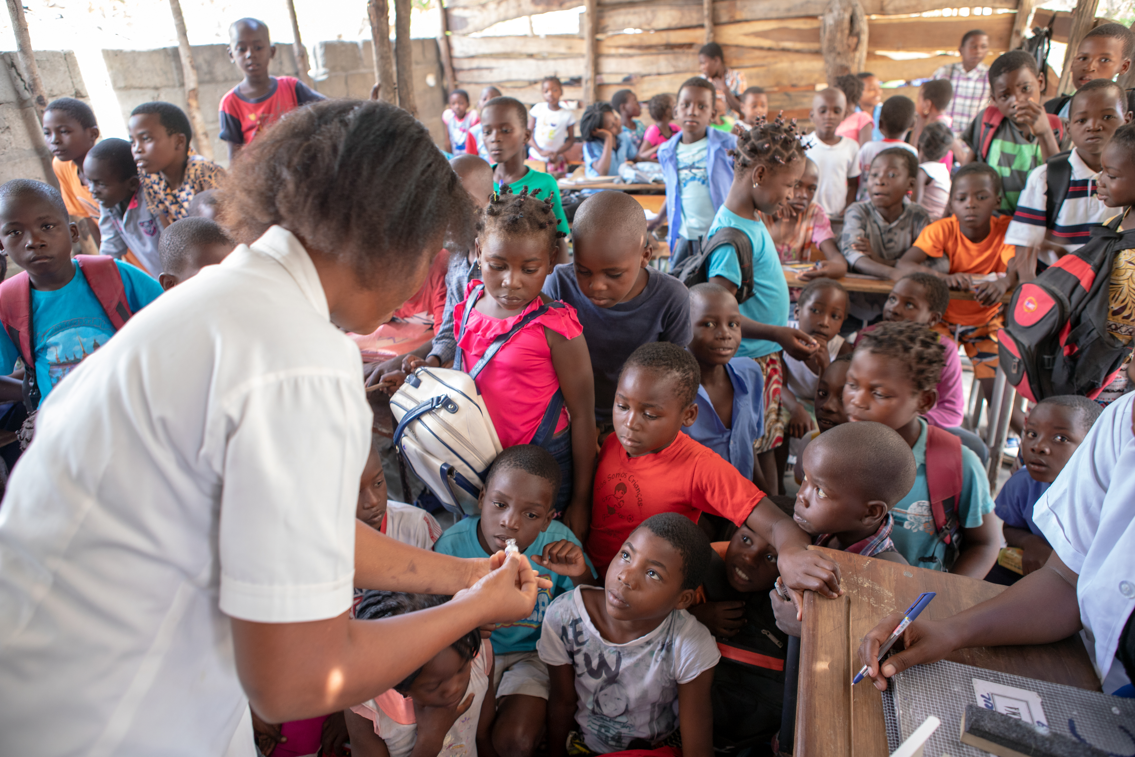 OMS- FOTO sobre Emergências em Moçambique: Dondo vacina oral contra a cólera, Amélia Mateus 05ABRIL2019 Nieuwenhof
