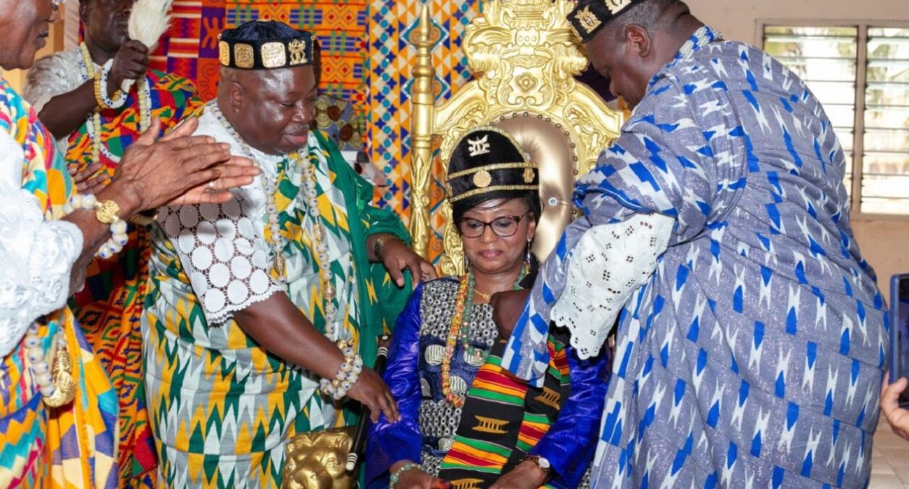 La Représentante de l’OMS au Togo intronisée Reine mère Mamagan