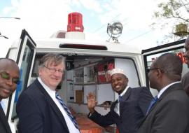 	Dr Muhammed Kombo, Lamu county, appreciates the detail in the ambulance donated by WHO