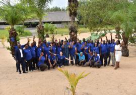 Photo de groupe du personnel de l'OMS au Bénin