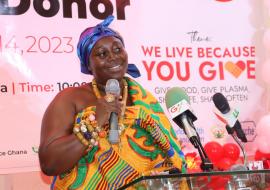  Nana Serwaa Brakatuo speaking at a blood donor recognition event