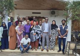 Photo de famille d'une partie des participants à la formation
