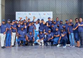 Photo de groupe de l'équipe de la retraite avec les coachs du bureau régional de l'OMS pour l'Afrique