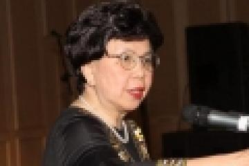 WHO Director General Dr Margaret Chan setting the scene for the Dialogue pictures courtesy of Ulf Nermark