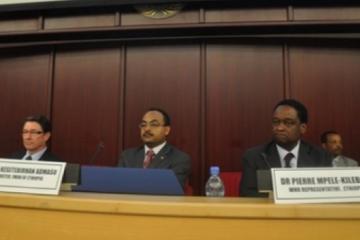 Left to right: Dr Dirk Engels, Director of Control of NTDs at WHO HQ, Dr Kesetebirhan Admasu, Minister of Health of Ethiopia, and Dr Pierre M'pele-Kilebou, WHO Representative to Ethiopia.