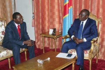 Audience accordée au Dr Allarangar Yokouide, Représentant de l’OMS en RDC par le Président de l’Assemblée Nationale, Honorable Aubin Minaku