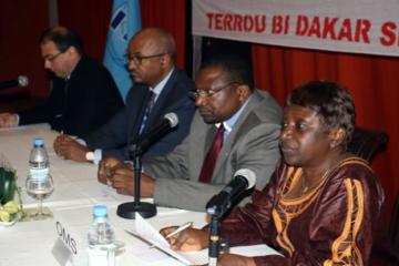 Le Représentant de l’OMS au premier plan. A sa droite, les Responsables du Bureau de l’UIT à Dakar, du Bureau Régional de l’UIT à Addis Abeba et un expert de l’UIT à Genève