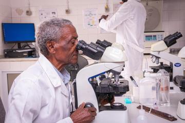 Ernesto Cabral, Cabo Verde Antigo técnico de laboratório