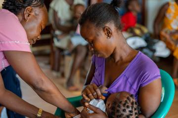 Specialists commit to step up immunization programme in Central Africa thumbnail