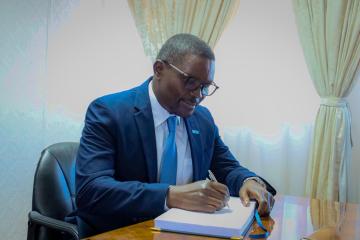 Dr. Innocent Nuwagira, WHO Lesotho Representative presents his credentials