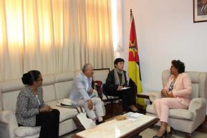 Ministra da Saúde recebe em audiência o Embaixador de boa vontade da OMS para a eliminação da Lepra