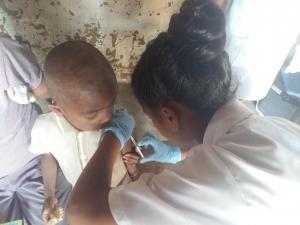 Près de 1 100 000 enfants de 6 mois à 9 ans ciblés par la seconde phase des campagnes de vaccination de riposte contre la rougeole à Madagascar