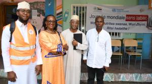 Membre de ACATA, la Représentante de l'OMS, membre de l'ONG AntiDrogue et le Directeur du Groupe scolaire Avenir