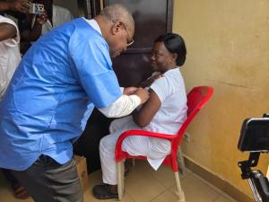 La République centrafricaine lance une campagne de vaccination préventive contre Ebola pour renforcer sa sécurité sanitaire nationale