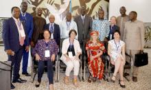 L'équipe d'évaluateurs externes avec des experts de l'OMS RDC - Salle de conférence de Kempinski Hotel Fleuve Congo