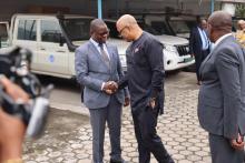 Accueil du Dr Ihekweazu par le Dr Sodjinou au bureau de l'OMS au Congo