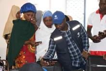 Le Data manager de l'OMS Comores pendant la formation à Mohéli sur la digitalisation