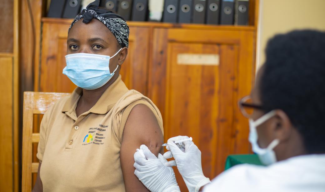 Rolling Out COVID-19 Vaccines In Rwanda | WHO | Regional Office For Africa