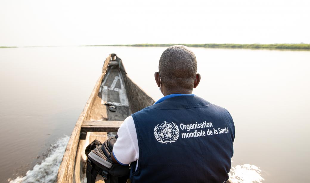 Yameogo Charlemagne, in charge of polio surveillance at WHO Congo office noted that “one of the challenges now is to maintain the cold chain on an island, due to the multiple electricity outages over the day,” he says.