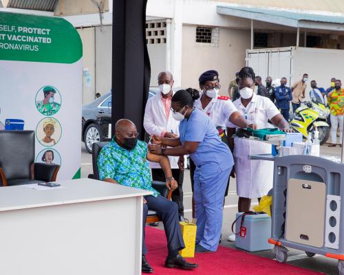 Ghana S President Receives First Shot Of Historic Covax Vaccine To Launch Vaccination Campaign Who Regional Office For Africa